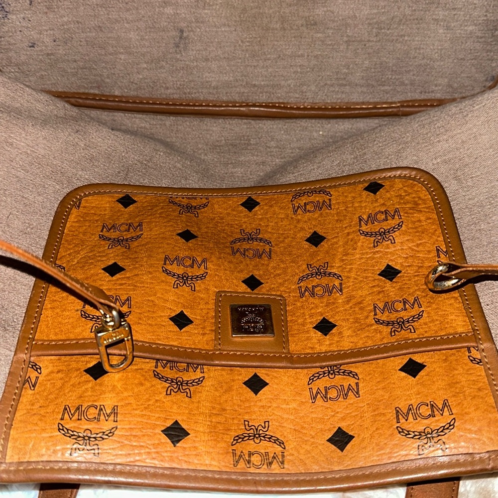Mcm Authentic Tote - image 4